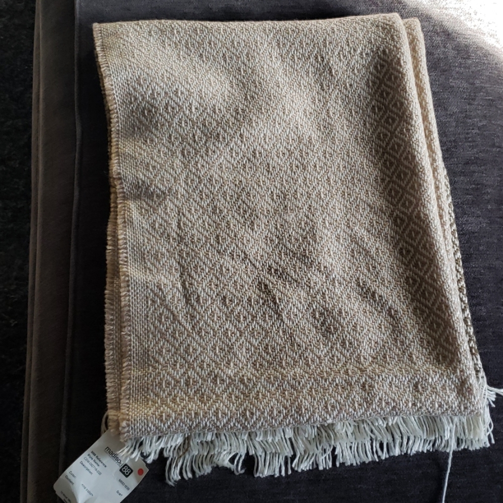 Scarf - Picture 5 of 5
